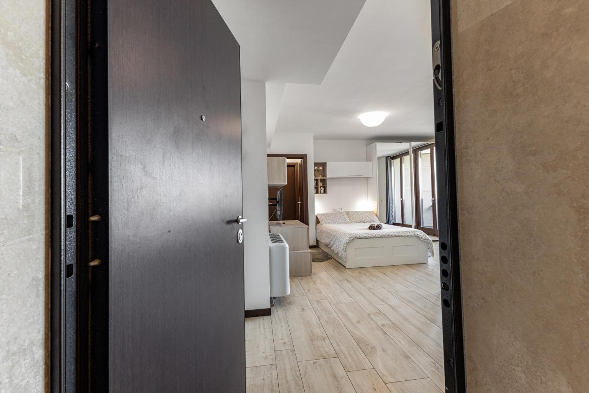 Monolocale Con Balcone Self Check In Milano Sempione Apartment Екстериор снимка